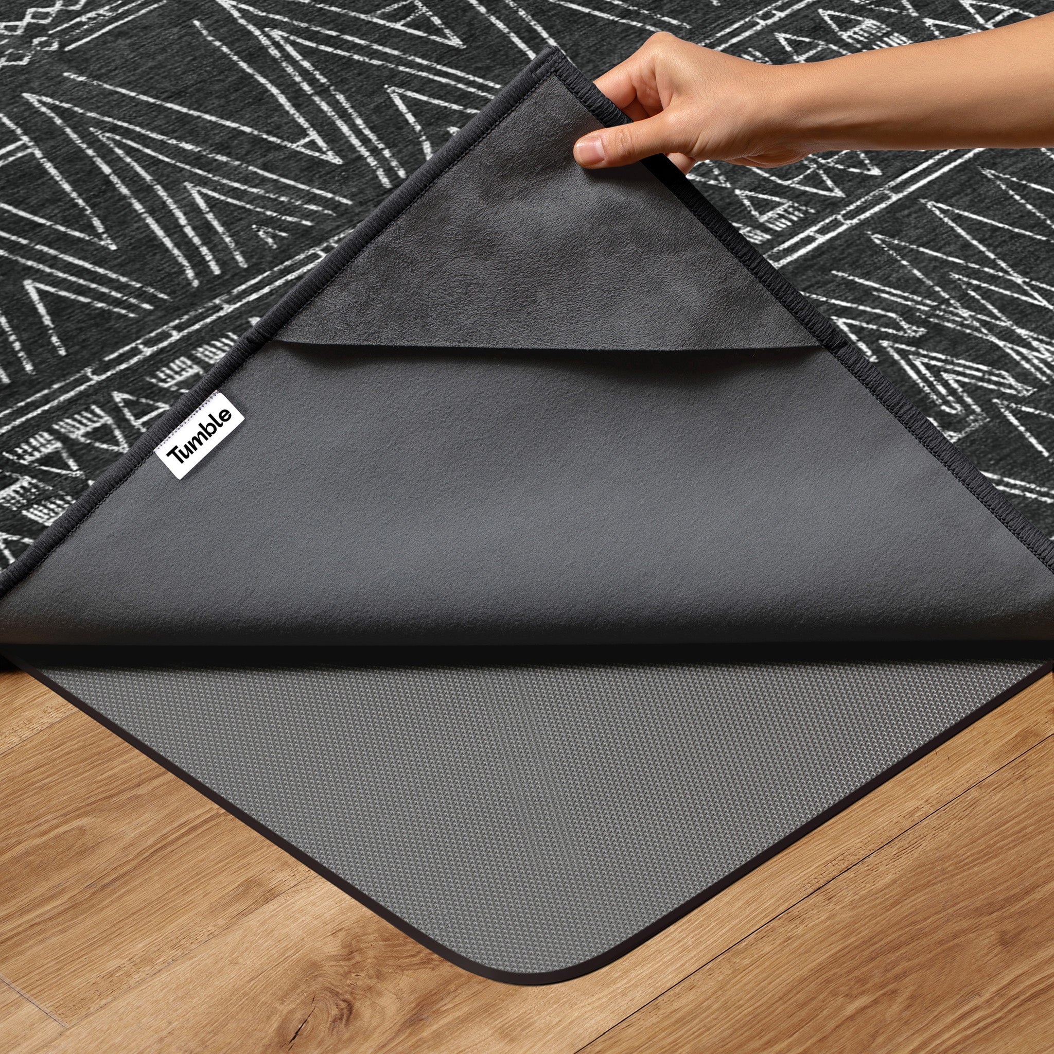 Sena - Black/Ivory - Washable Rug– Tumble