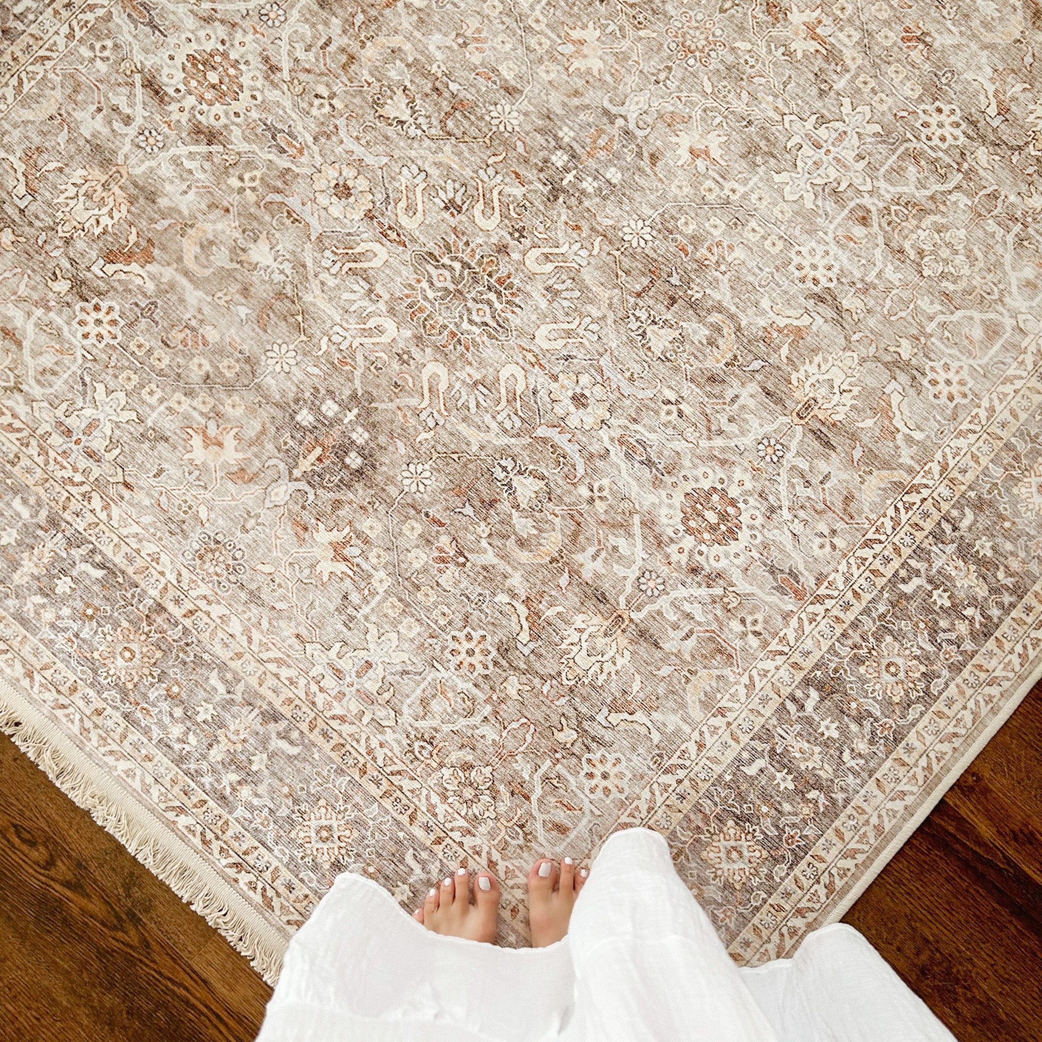 Lisa - Taupe/Multi - Washable Rug– Tumble