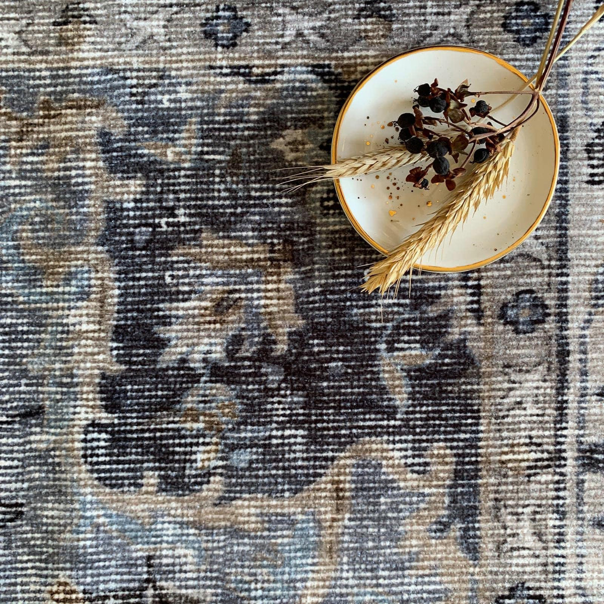 Amara - Indigo/Beige (Rug Cover)